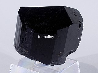 skoryl, turmalín